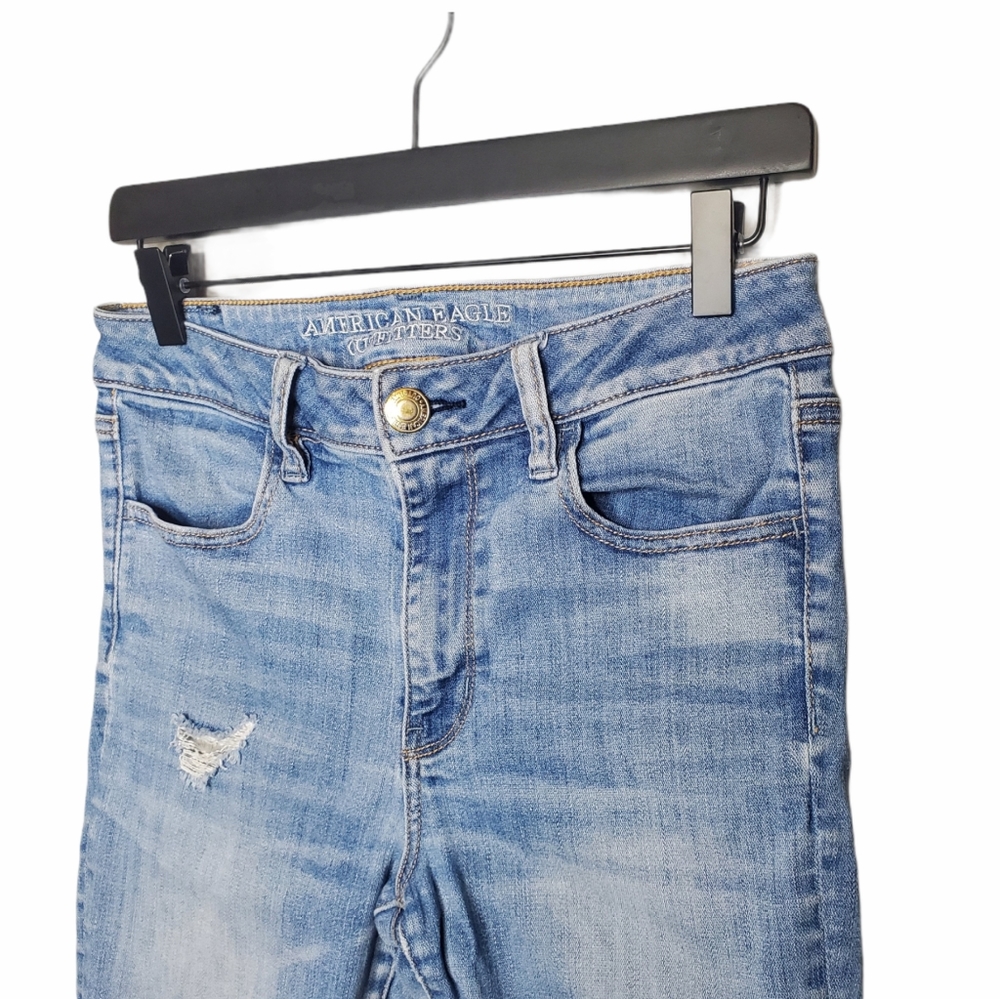 American Eagle Hi-Rise Jegging Distressed 8 Light - Picture 8 of 15